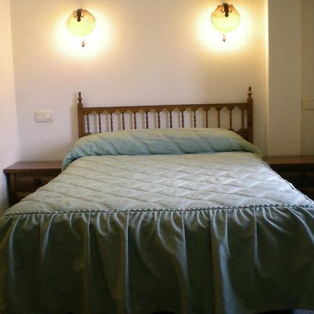 Hotel Puerta Romeros Burgo Εξωτερικό φωτογραφία