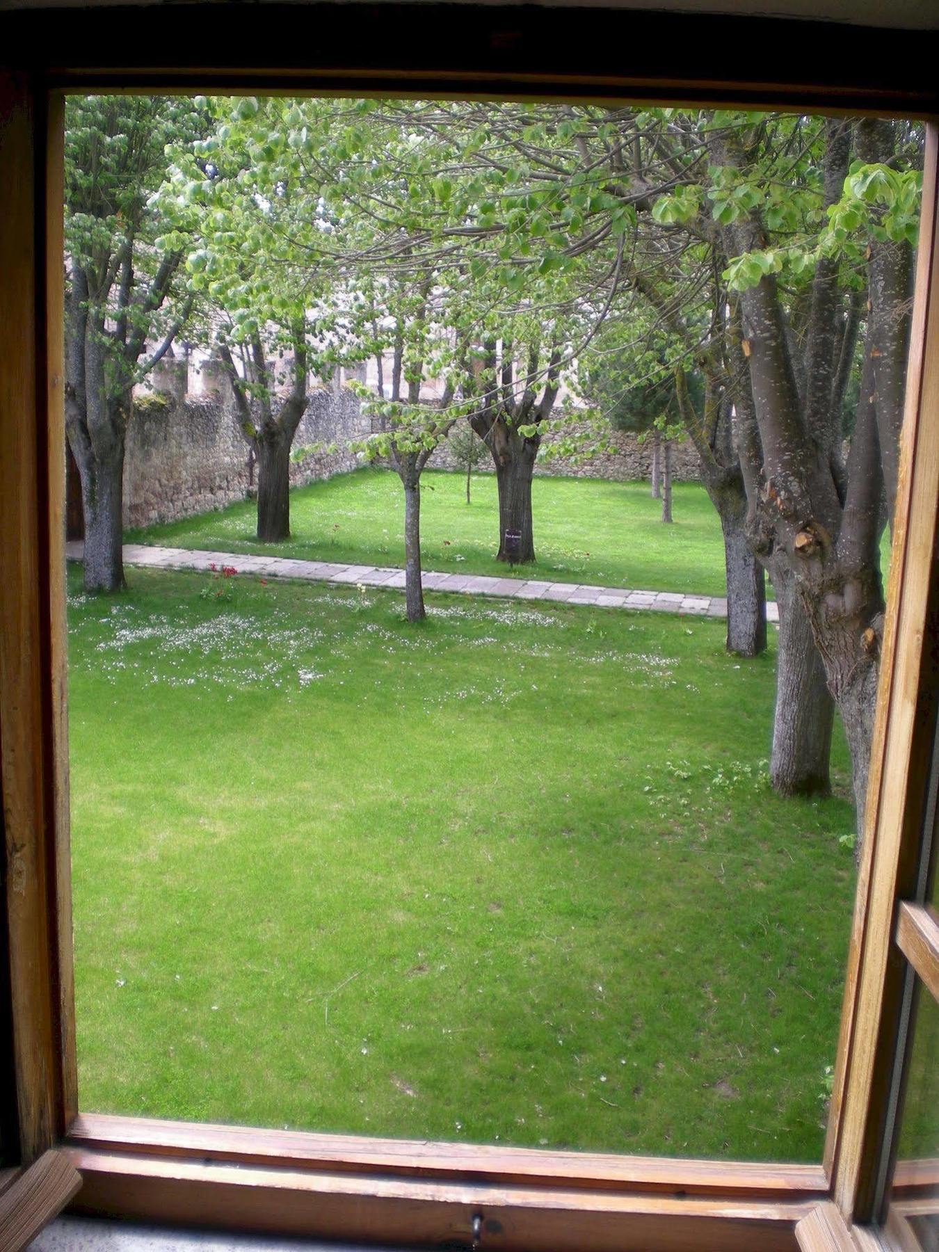 Hotel Puerta Romeros Burgo Εξωτερικό φωτογραφία
