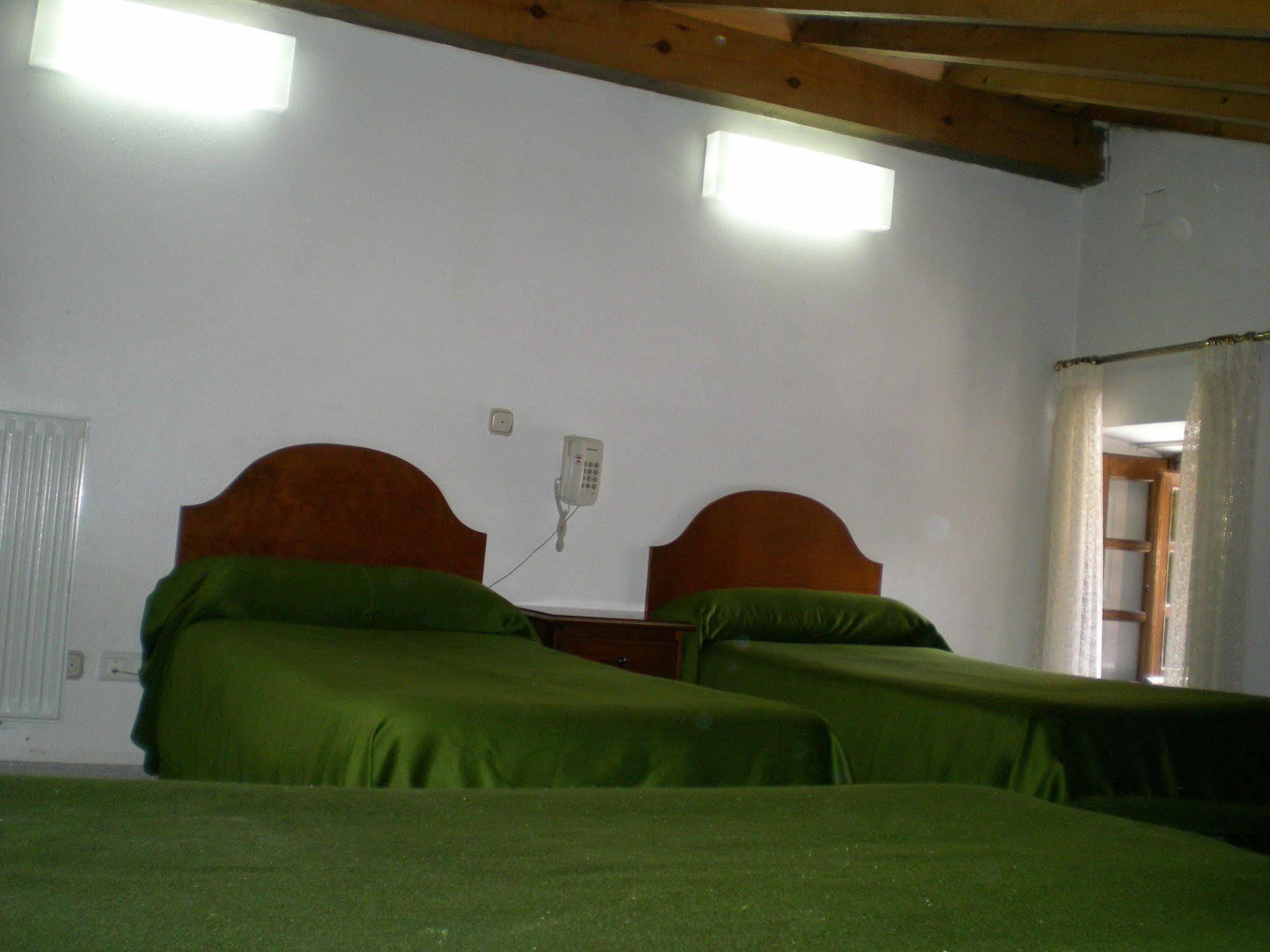 Hotel Puerta Romeros Burgo Εξωτερικό φωτογραφία