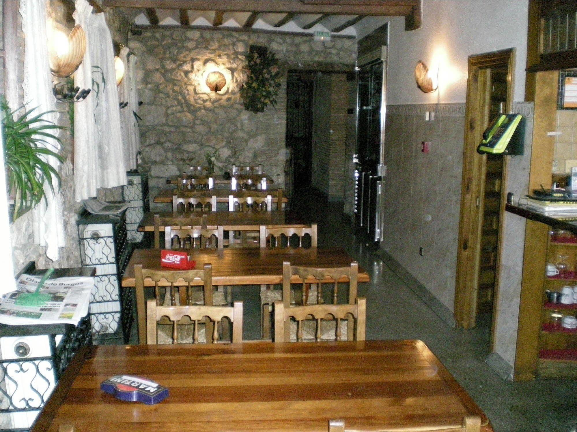 Hotel Puerta Romeros Burgo Εξωτερικό φωτογραφία
